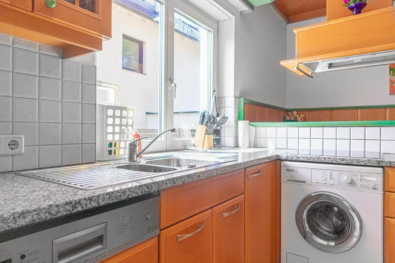 Apartament Exquisite Villa With Free Parking - Suitable For Groups Up To 18P Wiedeń