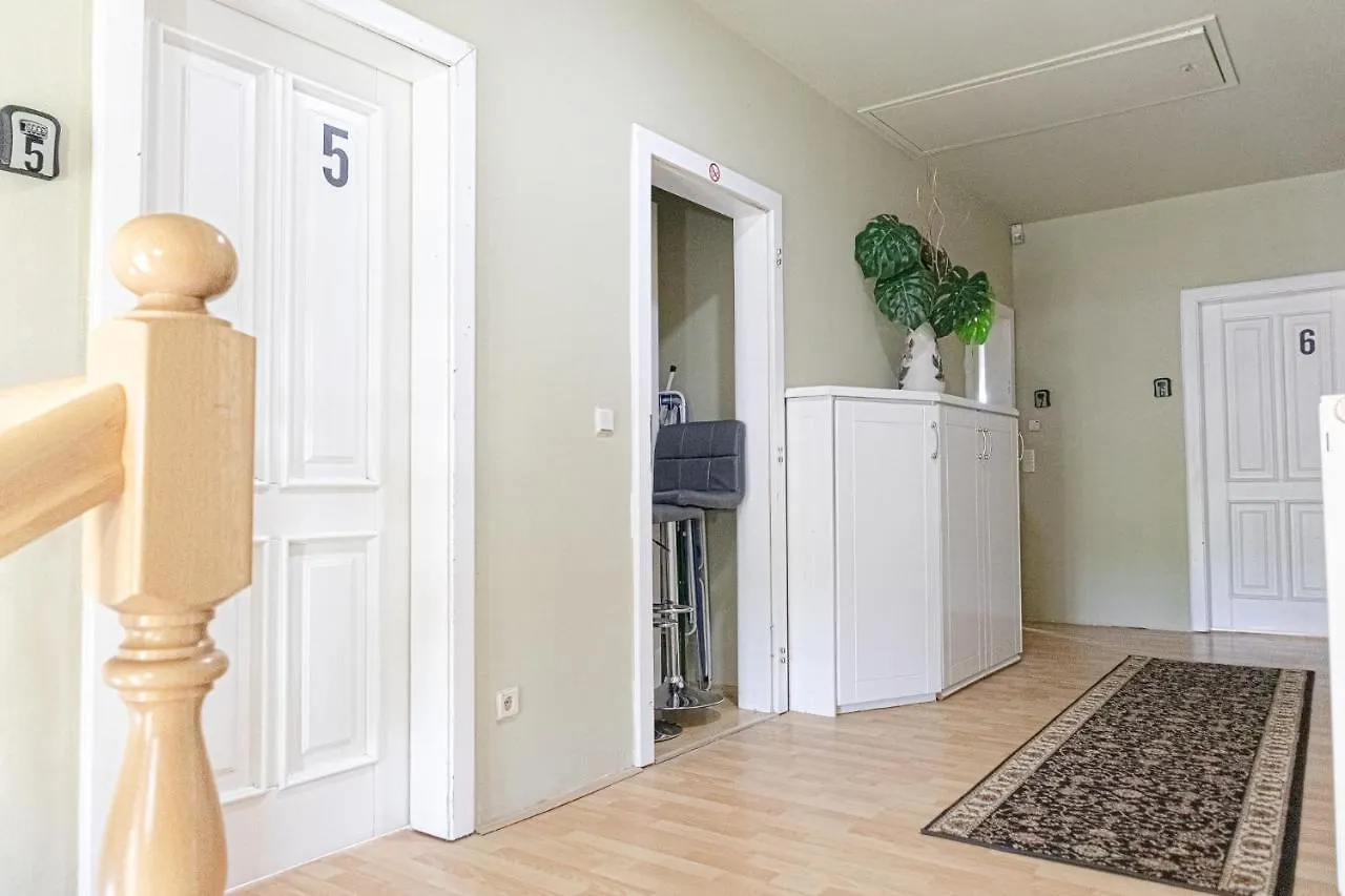 Exquisite Villa With Free Parking - Suitable For Groups Up To 18P Wiedeń