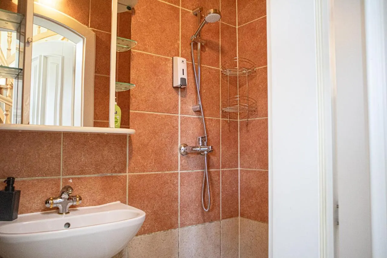 Exquisite Villa With Free Parking - Suitable For Groups Up To 18P Wiedeń 0*,  Austria