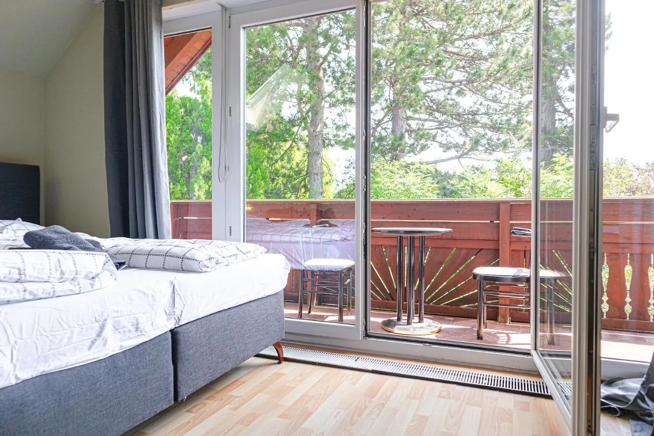 Apartament Exquisite Villa With Free Parking - Suitable For Groups Up To 18P Wiedeń